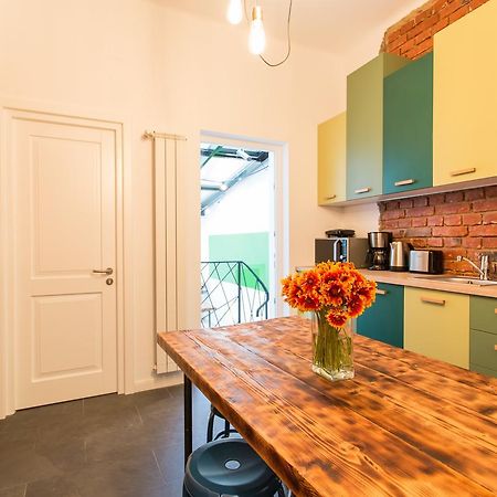First Hostel Бухарест Экстерьер фото