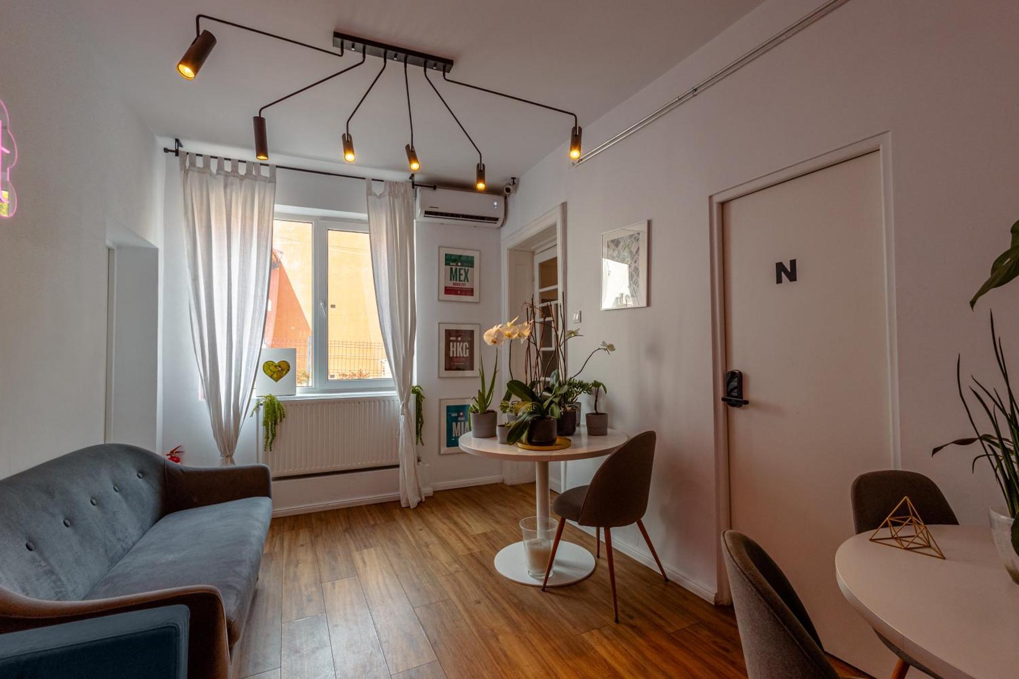 First Hostel Бухарест Экстерьер фото