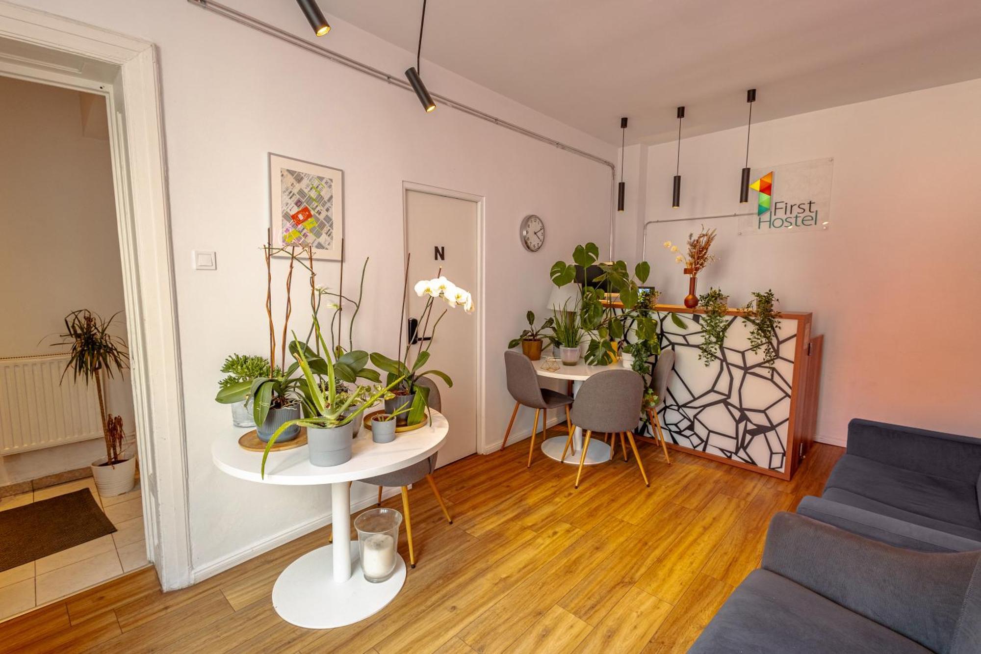 First Hostel Бухарест Экстерьер фото