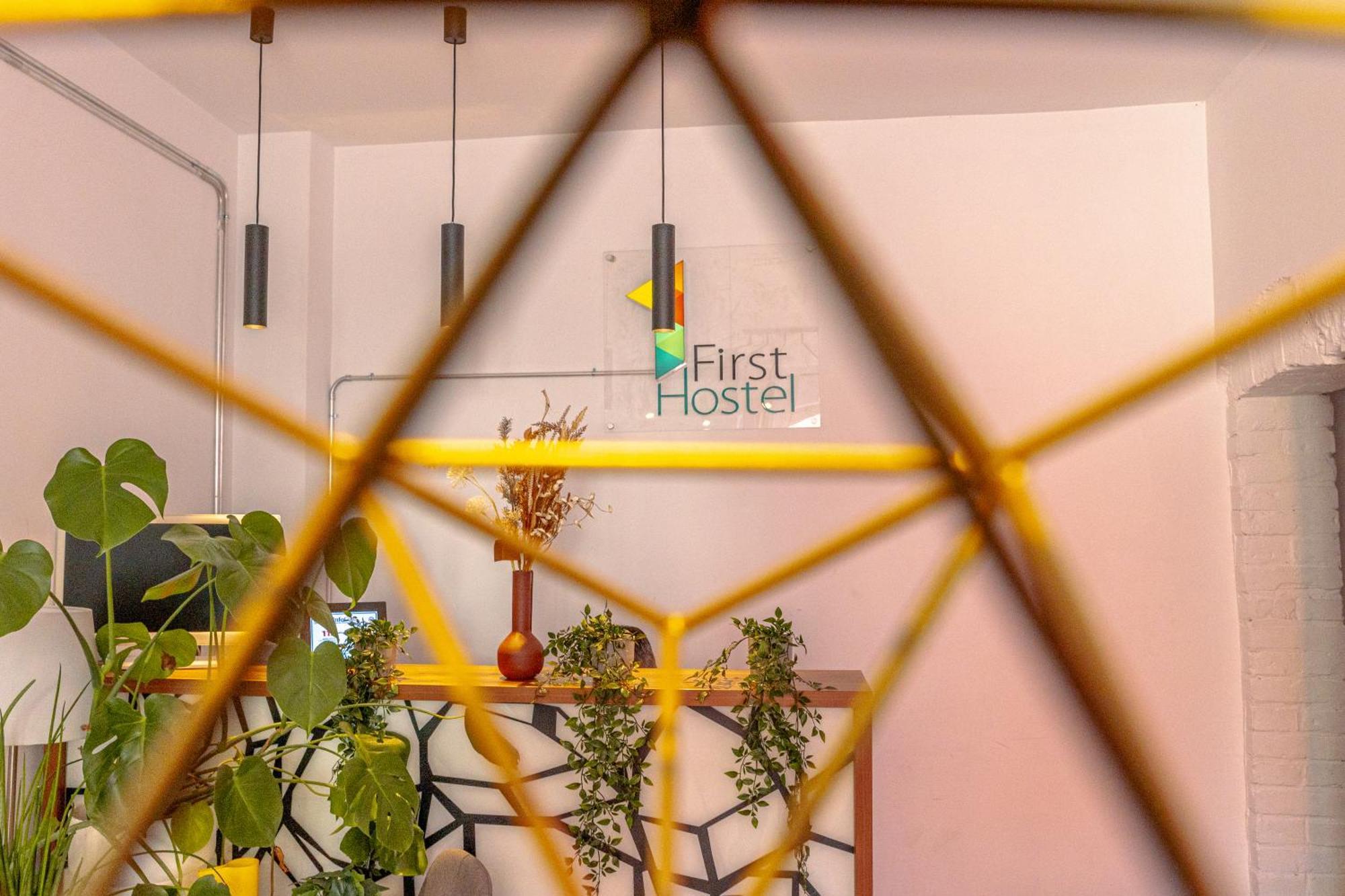 First Hostel Бухарест Экстерьер фото