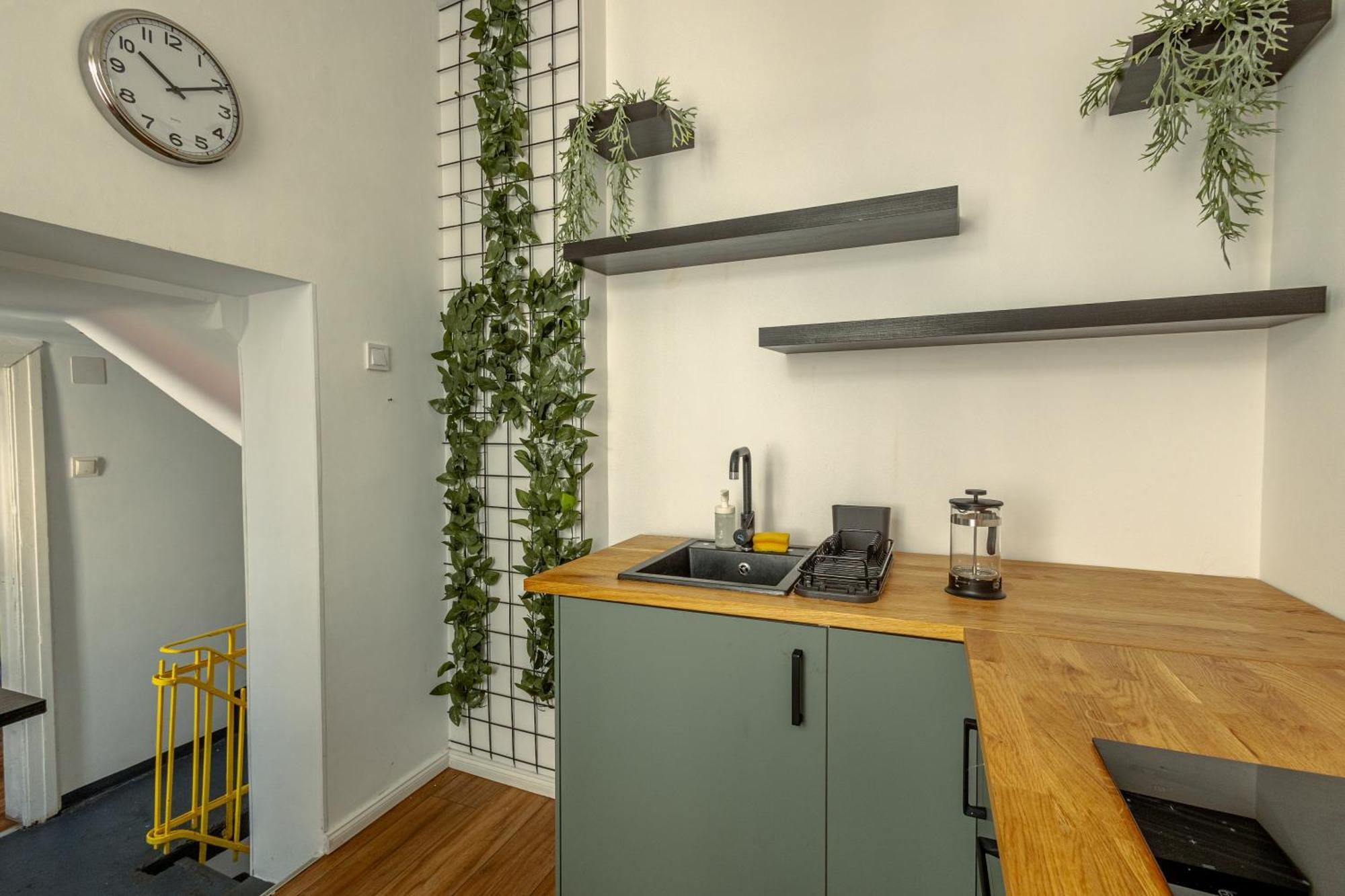 First Hostel Бухарест Экстерьер фото